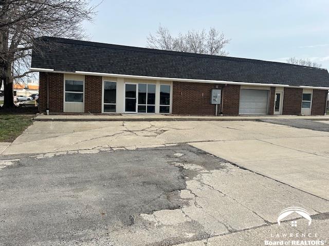2852 Four Wheel Dr, Lawrence, KS 66047