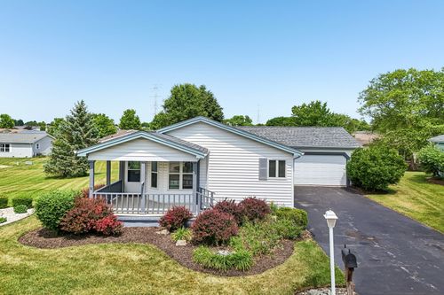 335 Belmont Ct, Grayslake, IL, 60030-9662 | Card Image