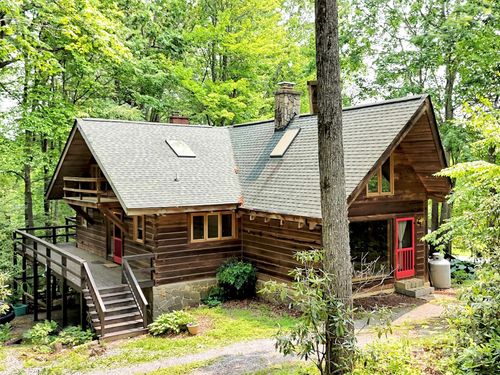 429 Biodome Dr, Waynesville, NC, 28785-8506 | Card Image