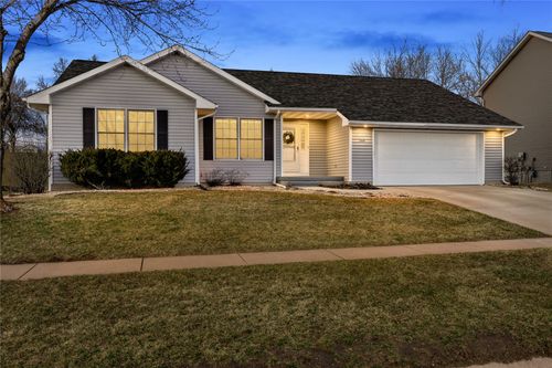360 Partridge Ave, Marion, IA, 52302-5659 | Card Image