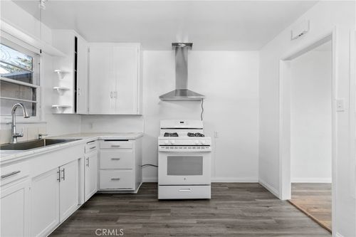 735 Michigan Ave, Beaumont, CA, 92223-2357 | Card Image