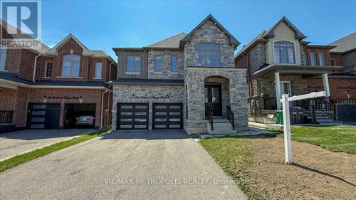 84 Iceland Poppy Trail, Brampton, ON, L7A0N3 | Card Image