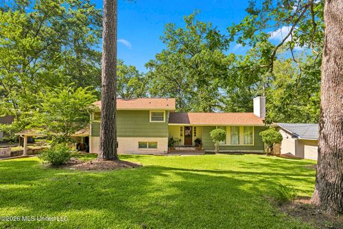 1806 Hillview Dr, Jackson, MS, 39211-5722 | Card Image