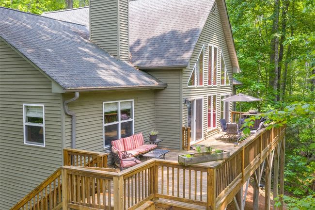 151 Rhododendron Ct, House other with 3 bedrooms, 3 bathrooms and null parking in Sapphire NC | Image 83