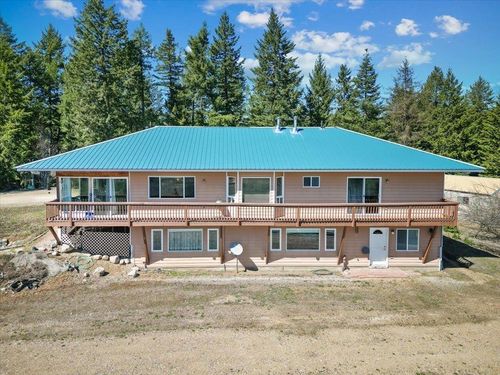 1876 Horseshoe Lake Rd, Deer Park, WA, 99006-8460 | Card Image