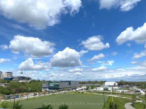 611-27 Mcmahon Dr, North York, ON, M2K0J2 | Card Image