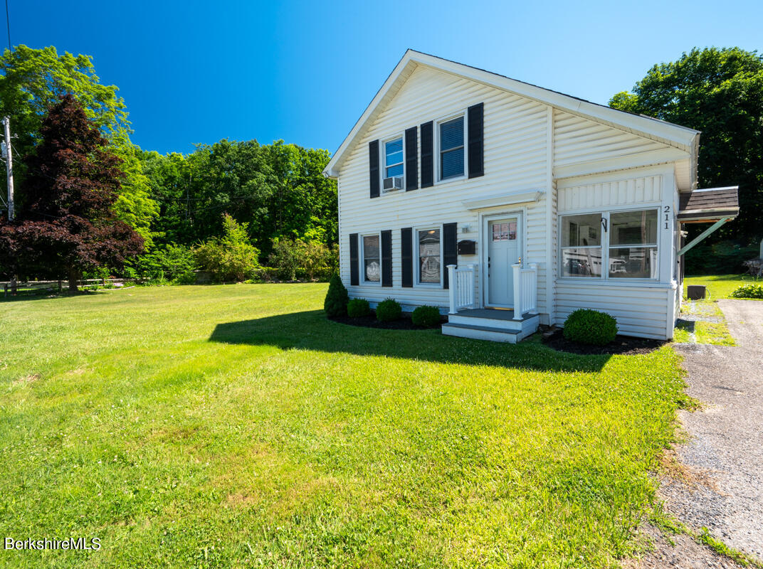 Branch St, Bennington, VT 05201