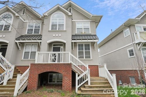 827 W 4th St, Charlotte, NC, 28202-1103 | Card Image