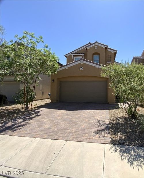 386 Ambitious St, Henderson, NV, 89011-2577 | Card Image