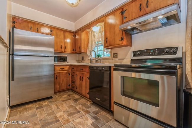 129 Cottrell Rd, House other with 3 bedrooms, 1 bathrooms and null parking in Matawan NJ | Image 6