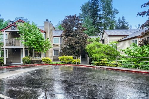 b108-700 Front St S, Issaquah, WA, 98027-4231 | Card Image