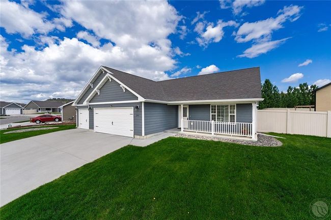 2945 W Copper Ridge Loop, House other with 3 bedrooms, 2 bathrooms and null parking in Billings MT | Image 4
