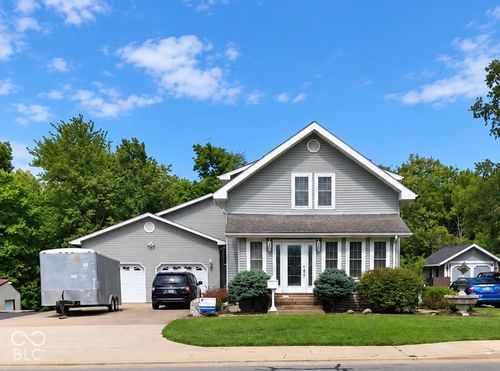 728 S State St, North Vernon, IN, 47265-2129 | Card Image