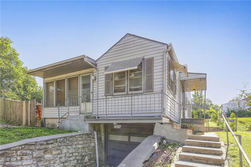 Bellaire Ave, Kansas City, MO 64126