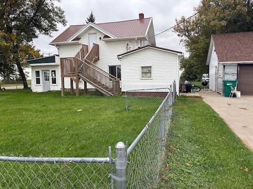 25 16th Ave N, Carrington, ND, 58421-1501 | Card Image