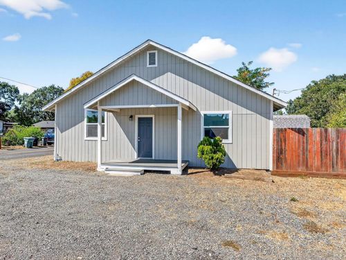 13051 Mcdowell St, Hopland, CA, 95449-9713 | Card Image