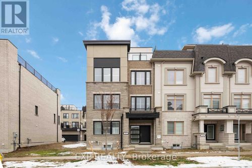 22 Guardhouse Cres, Markham, ON, L6C3J8 | Card Image