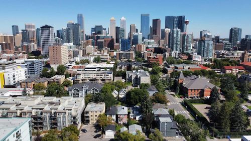 2109 2 St Sw, Calgary, AB, T2S1S7 | Card Image