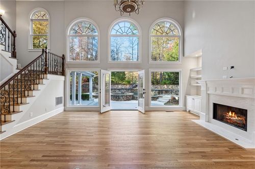 2195 Lake Shore Lndg, Alpharetta, GA, 30005-6986 | Card Image