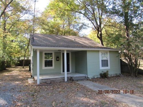 521 Grove St, Conway, AR, 72034-5306 | Card Image