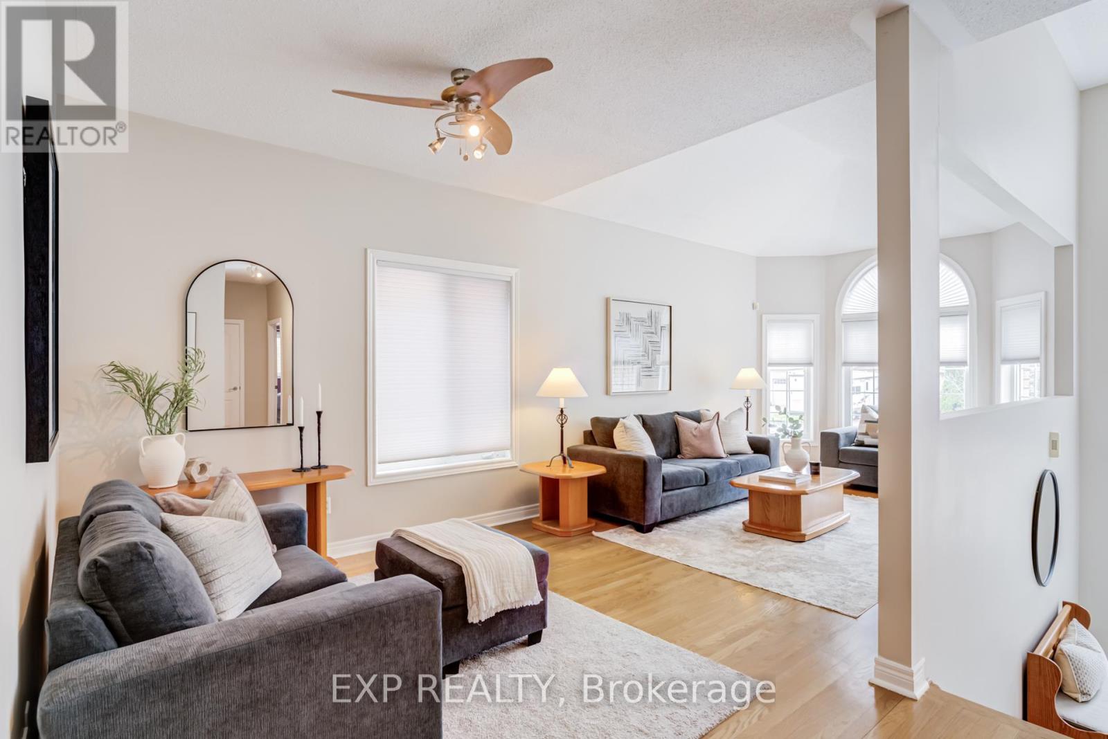 Residential in Caledon (Bolton East) 3