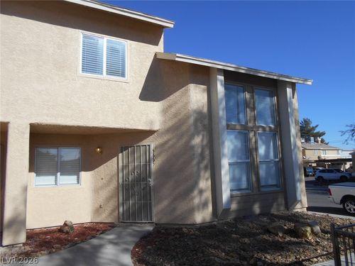 3865 Fitzpatrick Dr, Las Vegas, NV, 89115-3295 | Card Image