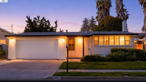 278 Saint Andrews St, Hayward, CA, 94544-7338 | Card Image
