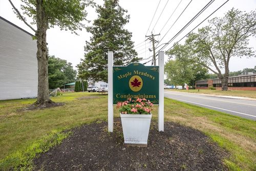 e3-109 Maple St, Attleboro, MA, 02703-4232 | Card Image