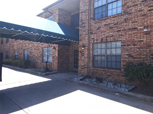 111-1304 Halsell St, Bridgeport, TX, 76426-3164 | Card Image