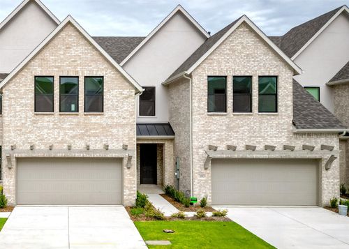 3533 Pierce Ln, Grand Prairie, TX, 75052-8937 | Card Image