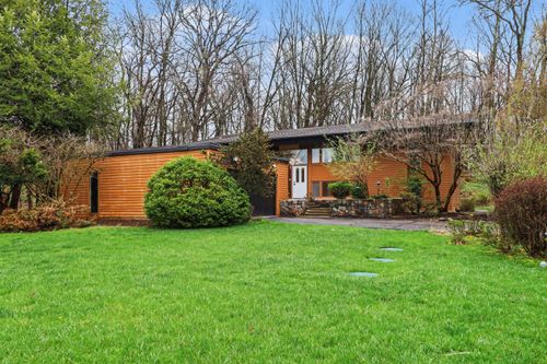 2353 Blueberry Ln, Ann Arbor, MI, 48103-2212 | Card Image