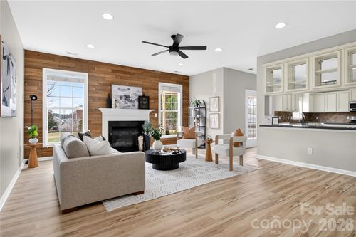 119 N Wendover Trce, Mooresville, NC, 28117-9171 | Card Image