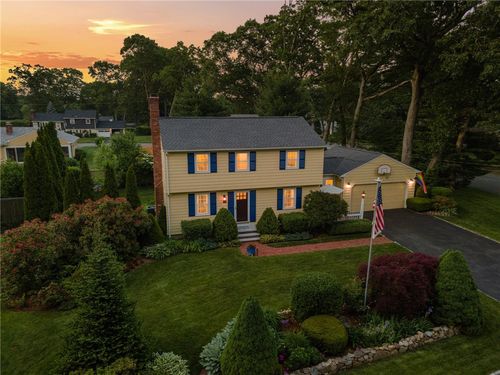 125 Grand View Rd, East Greenwich, RI, 02818-2136 | Card Image