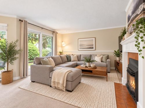 8-14834 100 Ave, Surrey, BC, V3R9A5 | Card Image