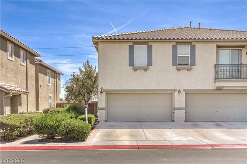 2-4330 Westbury Square St, North Las Vegas, NV, 89032-5629 | Card Image