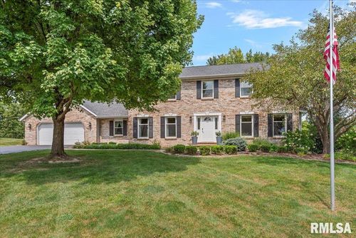 4 Red Bud Run, Sherman, IL, 62684 | Card Image