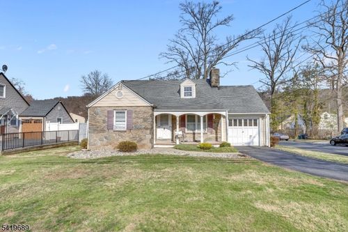 273 Mountain Ave, North Plainfield, NJ, 07060-4410 | Card Image