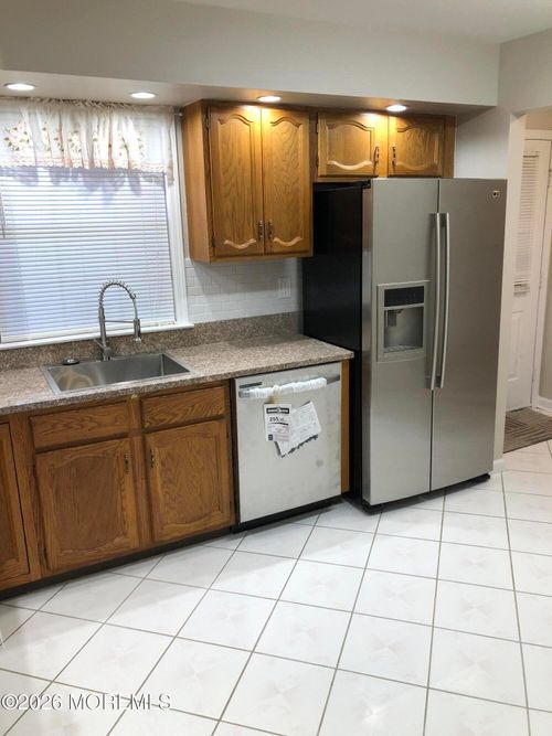 126g-126 Concordia Cir, Monroe, NJ, 08831 | Card Image