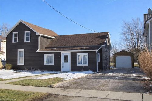 120 Queen St, St Williams, ON, N0E1P0 | Card Image