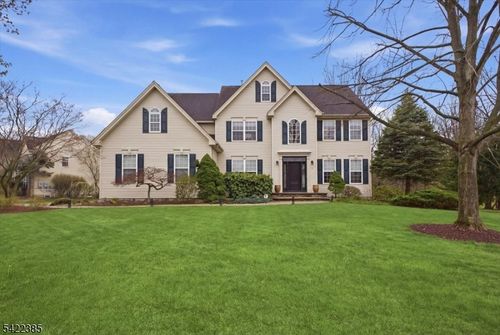 2 Picasso Ct, Somerset, NJ, 08873-6480 | Card Image