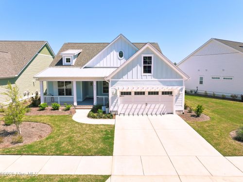 3347 Island Lakes Dr, Oak Island, NC, 28461-4128 | Card Image