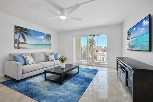 304-720 Bayshore Dr, Fort Lauderdale, FL, 33304-3965 | Card Image