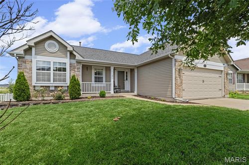 1225 Briarchase Dr, Lake St Louis, MO, 63367-6442 | Card Image