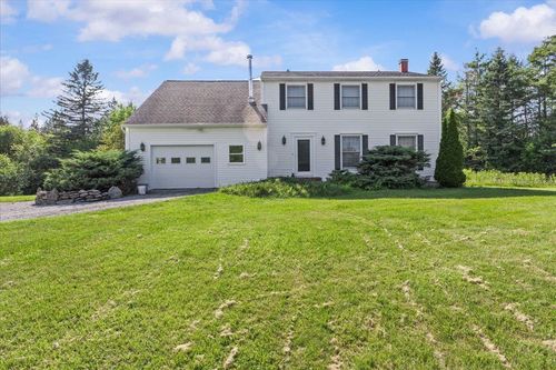 214 Old Stage Road, Essex, VT, 05452 | Card Image