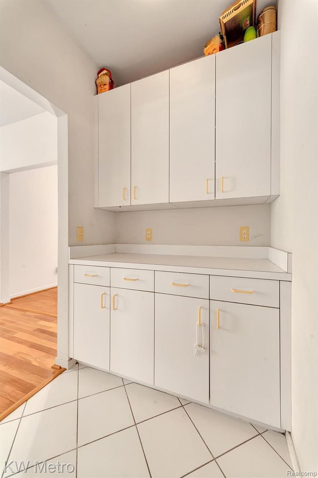 Kitchen | Image 9
