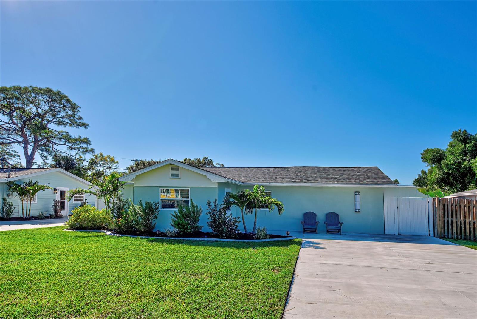 Yale St, Englewood, FL 34223