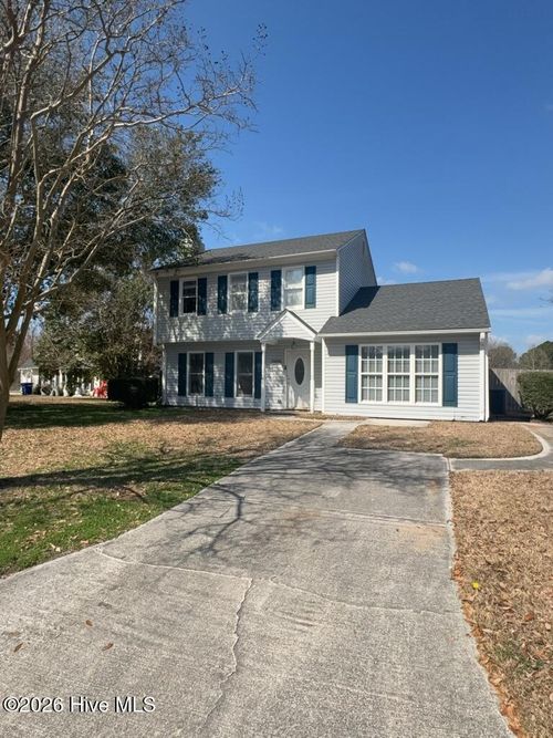 105 Palamino Ct, Jacksonville, NC, 28546-9710 | Card Image