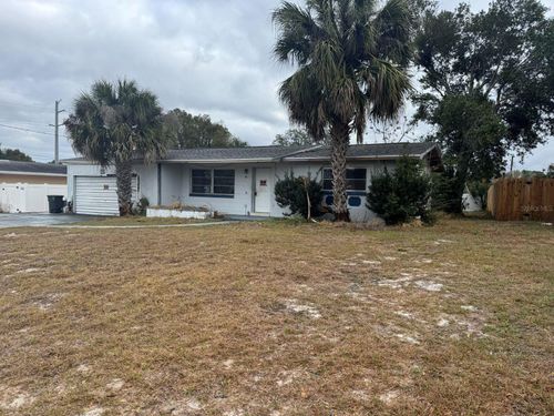 2310 Poinsettia Dr, Orange City, FL, 32763-7752 | Card Image