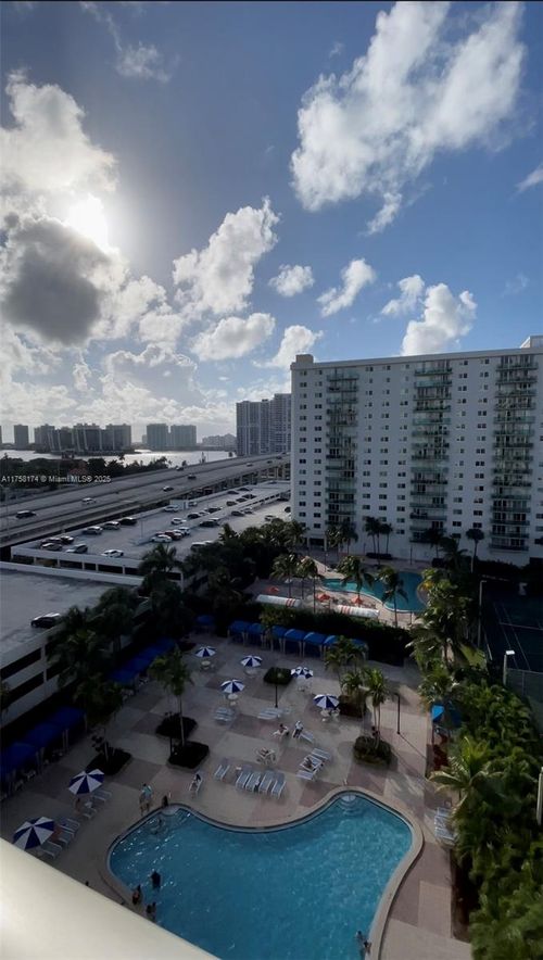 apt-1008-19370 Collins Ave, Sunny Isles Beach, FL, 33160-2270 | Card Image