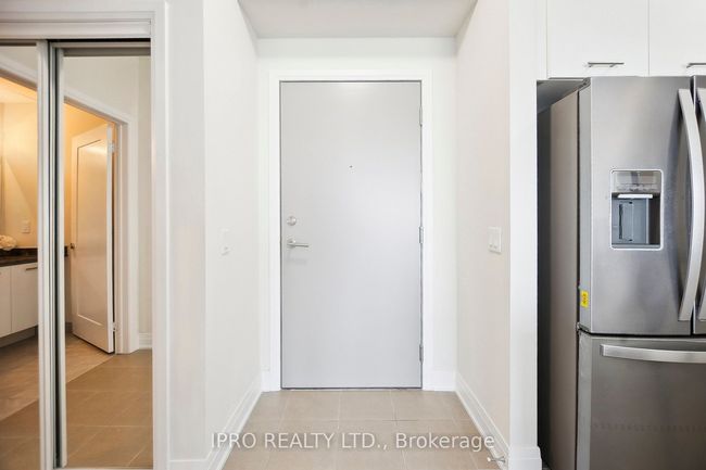 903 - 16 Concord Pl, Condo with 2 bedrooms, 2 bathrooms and 2 parking in Grimsby ON | Image 6